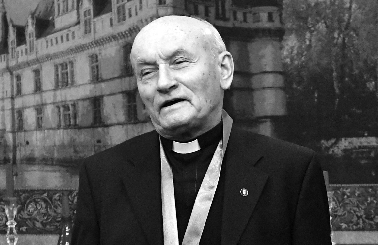 Varjú Imre atya vasmisés pap mindig támogatta a keresztény könnyűzenét.