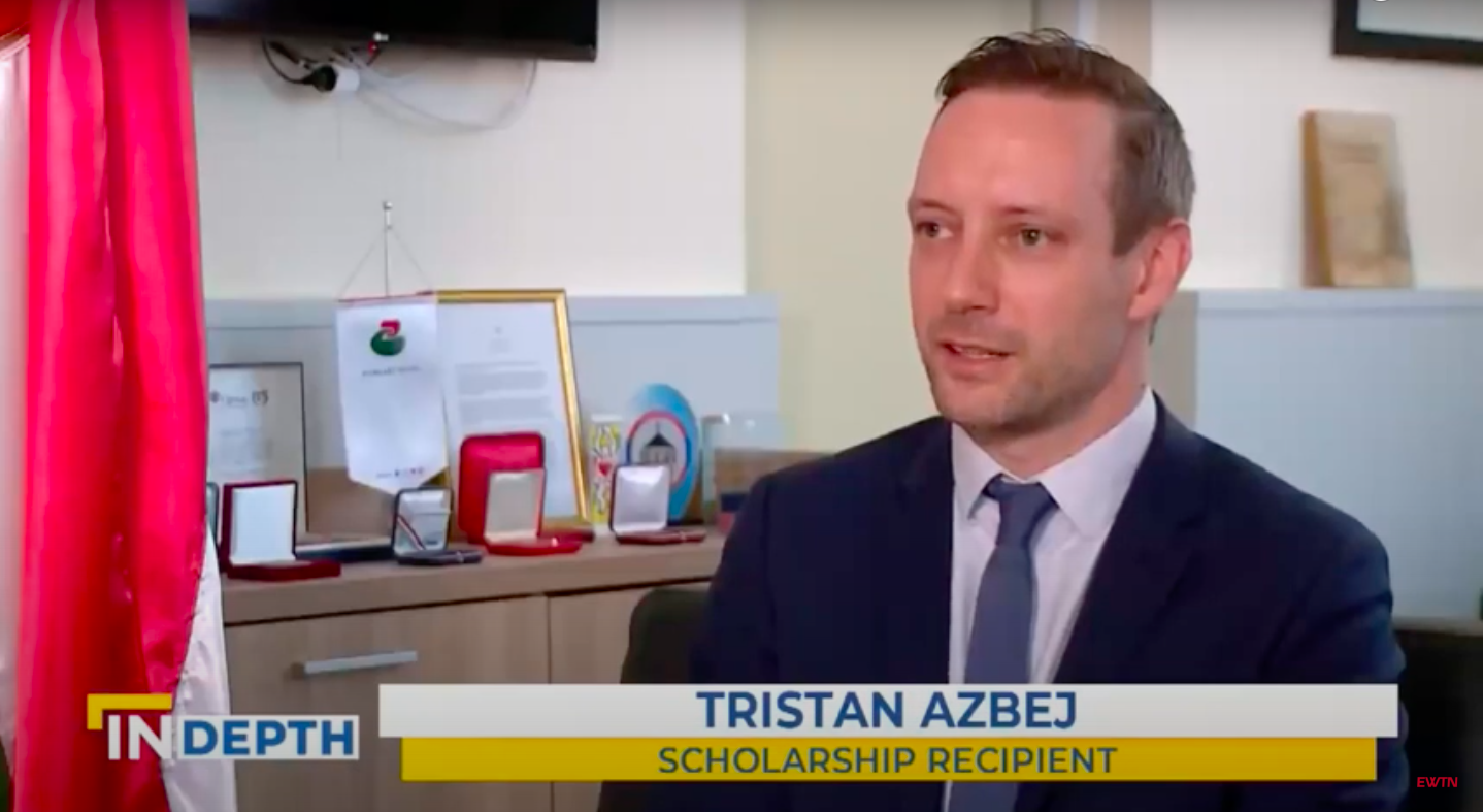 Azbej Tristan az EWTN riportjában.