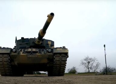 Ilyenek a rettegett Leopard harckocsik - VIDEÓ