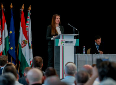 Potocskáné kezébe vette az irányítást a Jobbikban