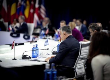 Súlyos kérdések vannak napirenden a NATO-csúcson