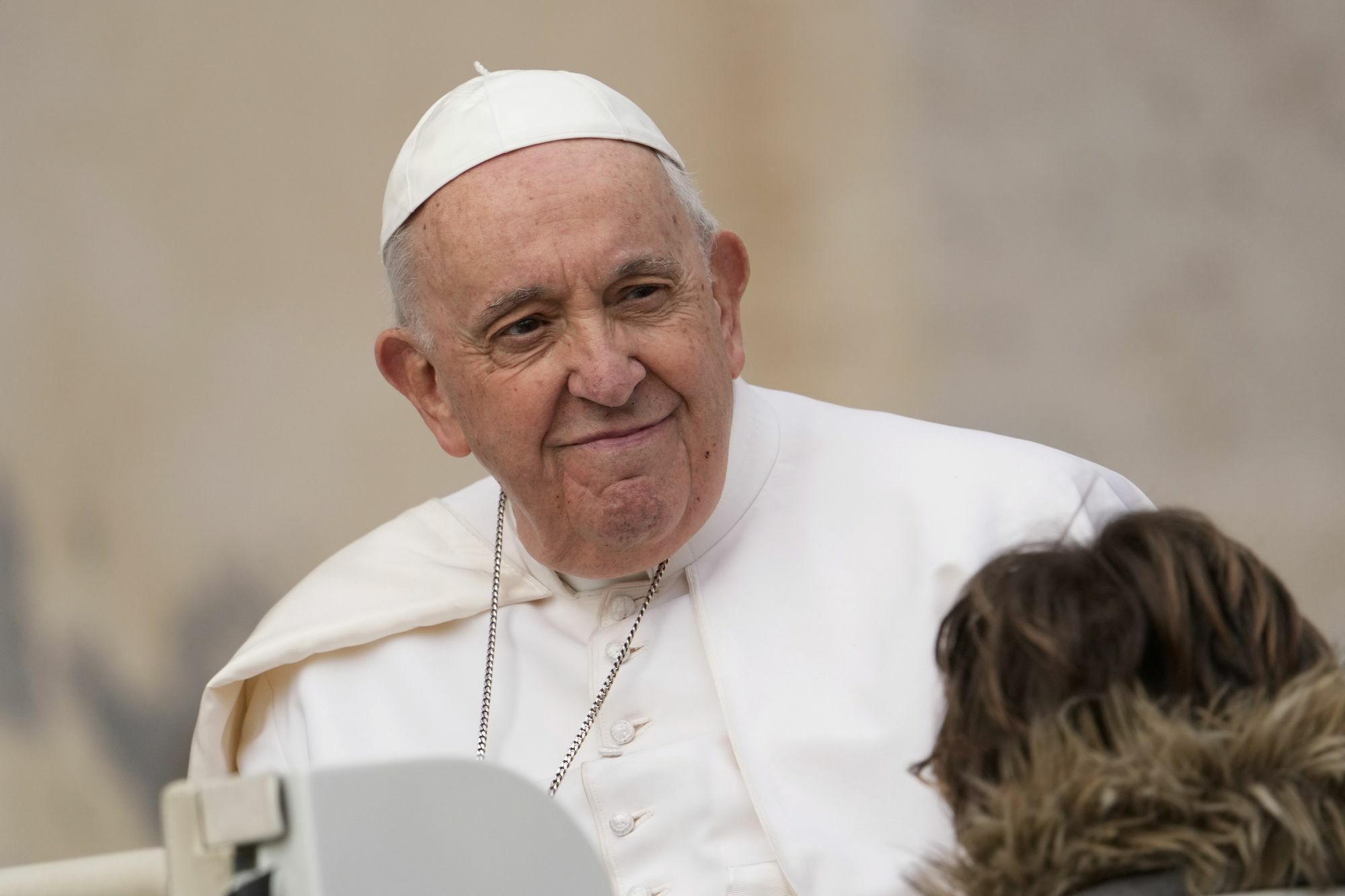 Ferenc pápa: Isten közel van, együttérző és gyöngéd