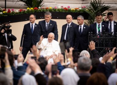 Ferenc pápa örömmel találkozna újra magyarokkal 