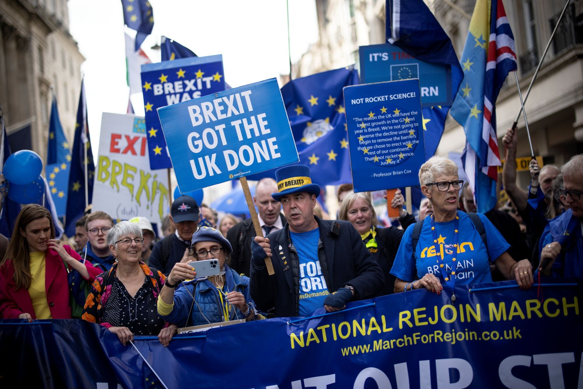 Újra európai uniós tagságot kaphat az Egyesült Királyság Újra európai uniós tagságot kaphat az Egyesült Királyság