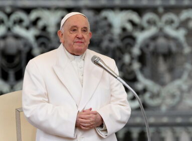 Ferenc pápa: Krisztus él, minden az ő kezében van, egyedül csak ő ismeri a sorsunkat