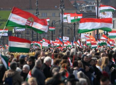 Orbán Viktor: A szombati békemenet célja világossá tenni, hogy a háború és a béke között egyensúlyozunk
