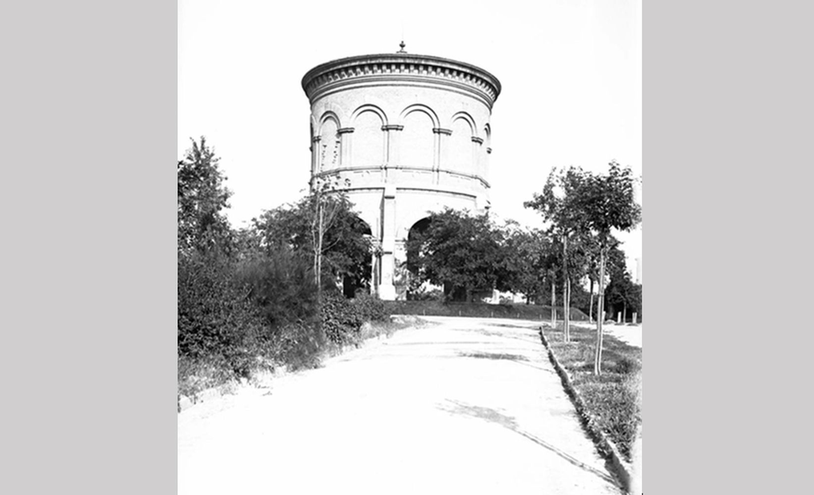 Eltűnt épületek nyomában – A Stefánia úti víztorony